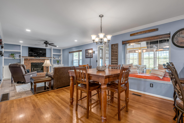 Listing Image 13