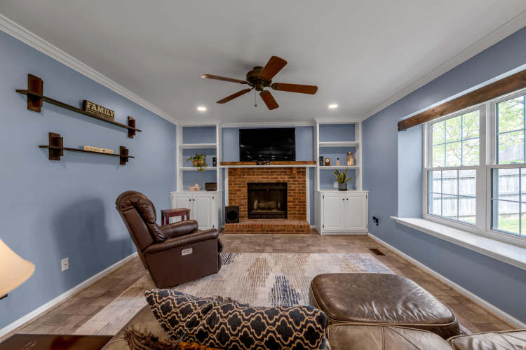 Listing Image 15