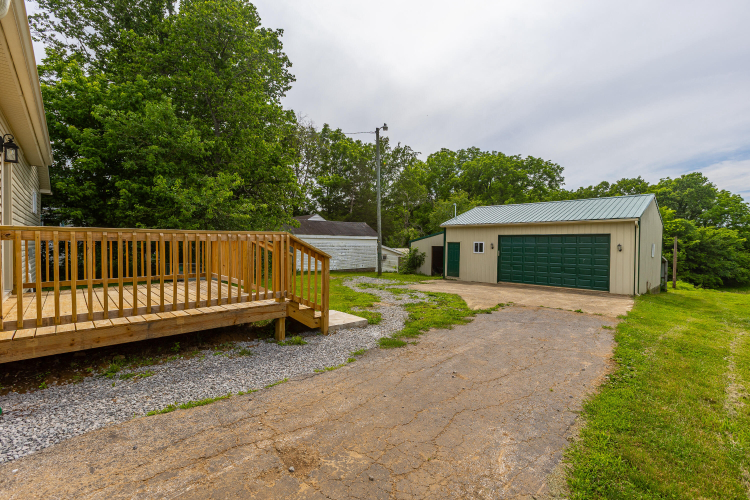 Listing Image 33