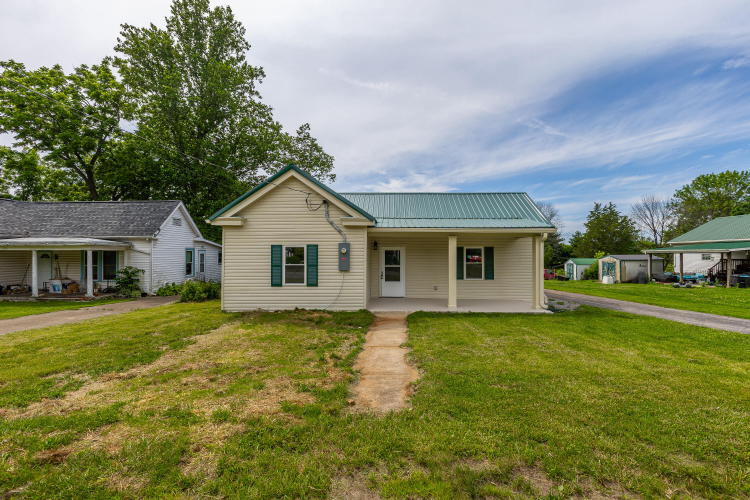 Listing Image 5