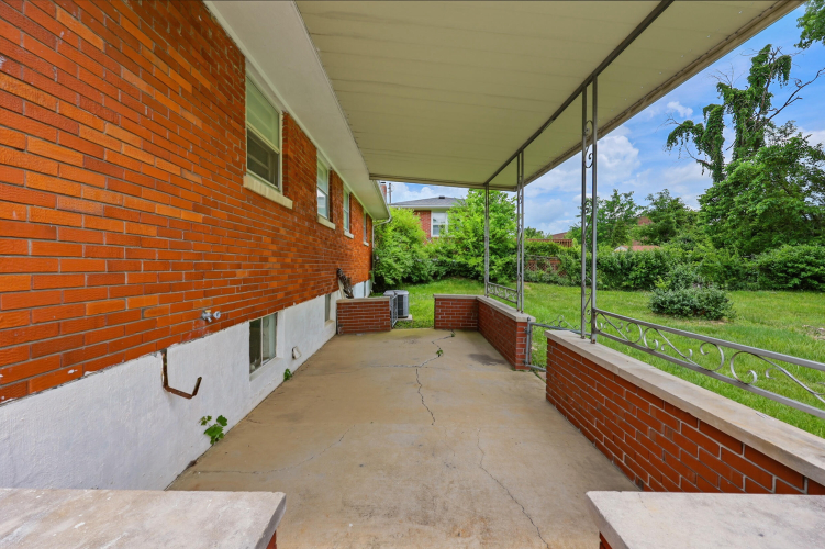 Listing Image 28