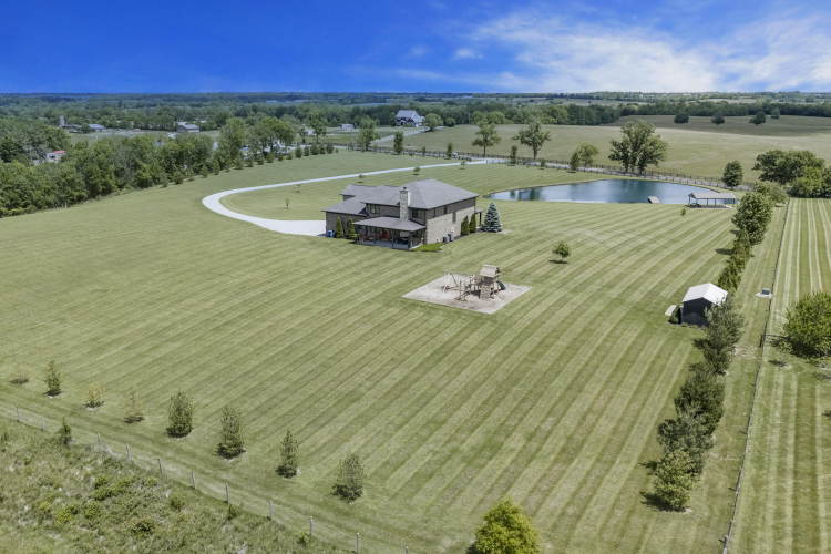Listing Image 106