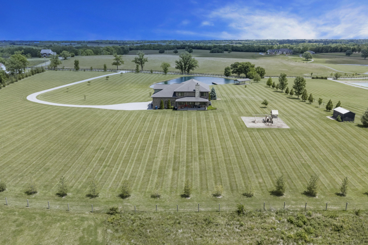 Listing Image 117