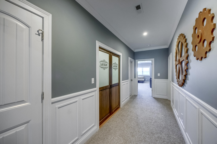 Listing Image 64