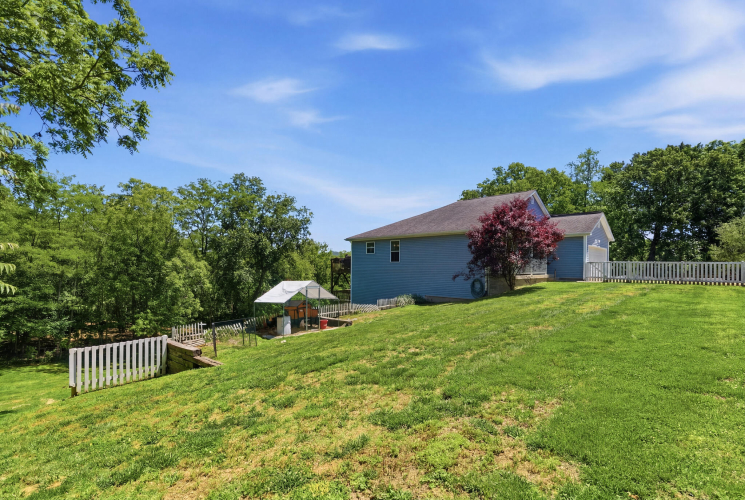 Listing Image 39