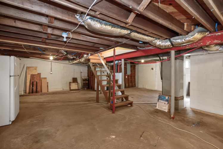 Listing Image 16
