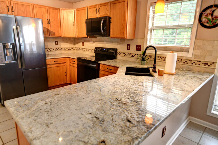 Listing Image 15