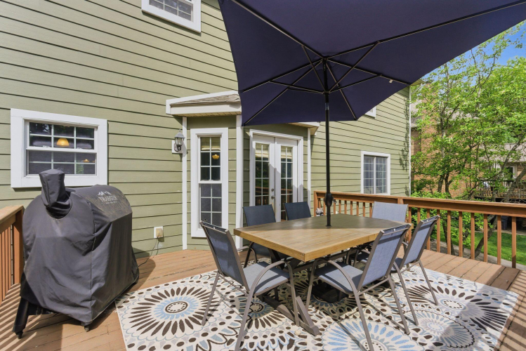 Listing Image 12