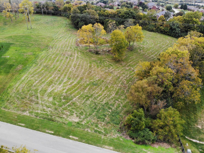Listing Image 6