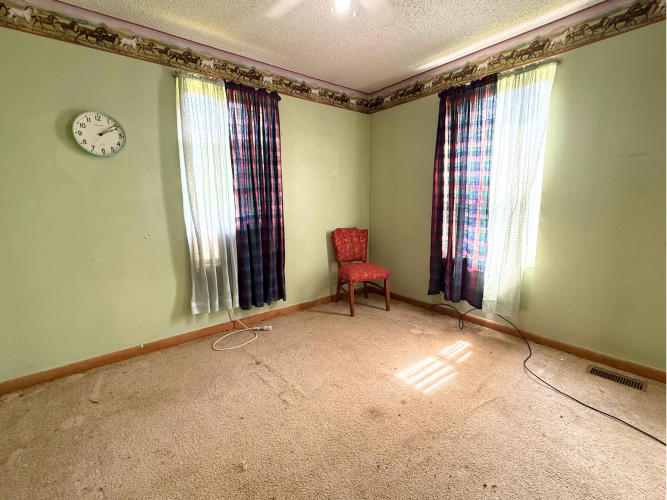 Listing Image 46
