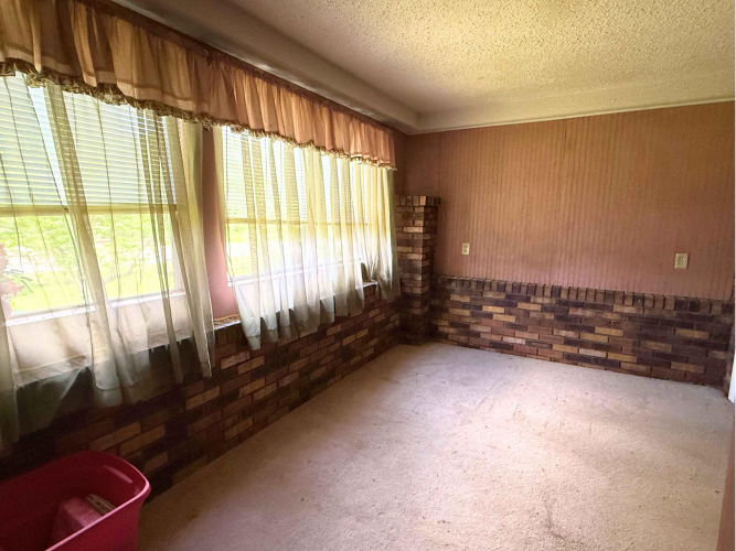 Listing Image 55