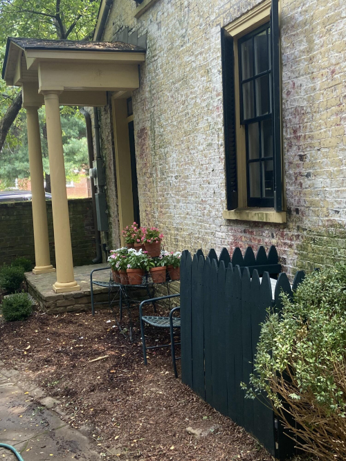 Listing Image 9