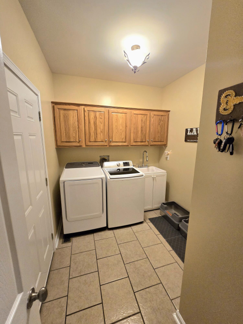 Listing Image 34