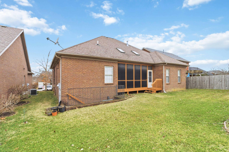 Listing Image 40