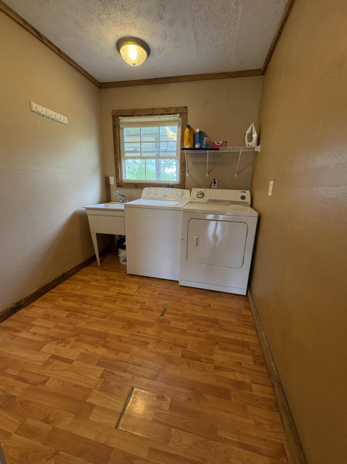 Listing Image 32