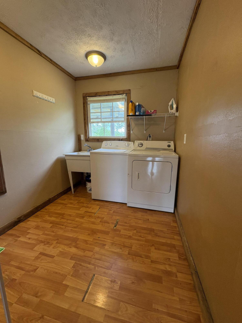Listing Image 33