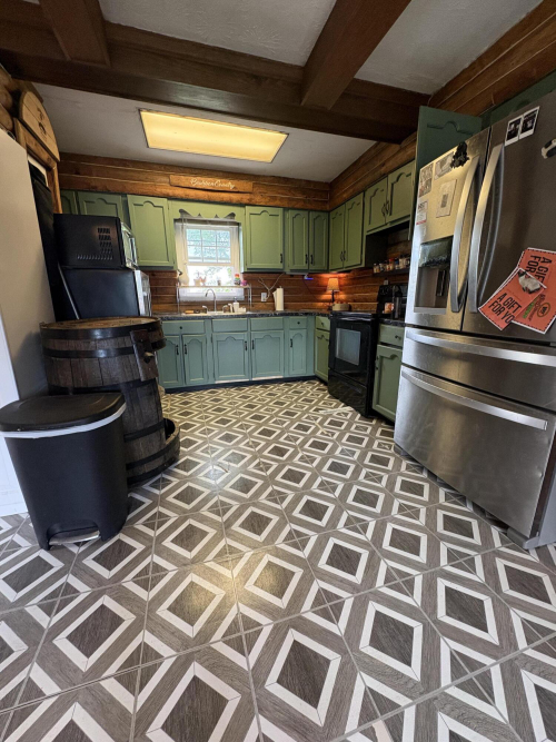 Listing Image 9