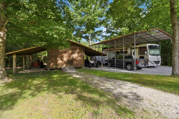 Listing Image 38