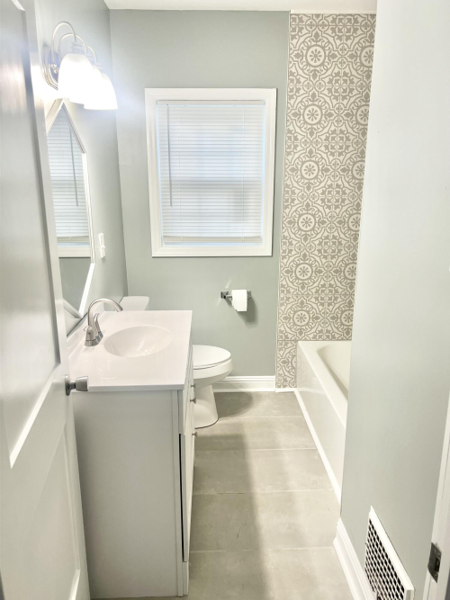 Listing Image 15