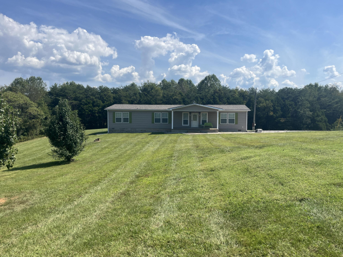 Listing Image 3