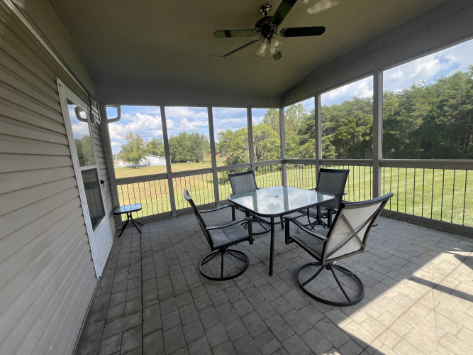 Listing Image 52