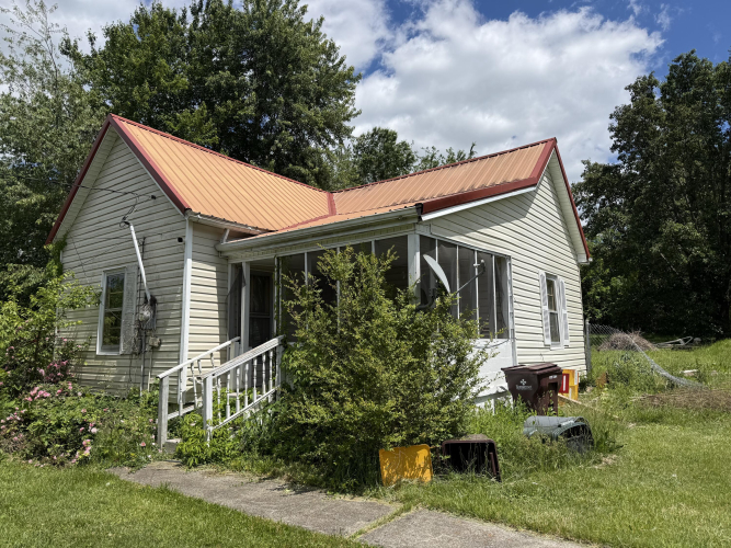 Listing Image 3