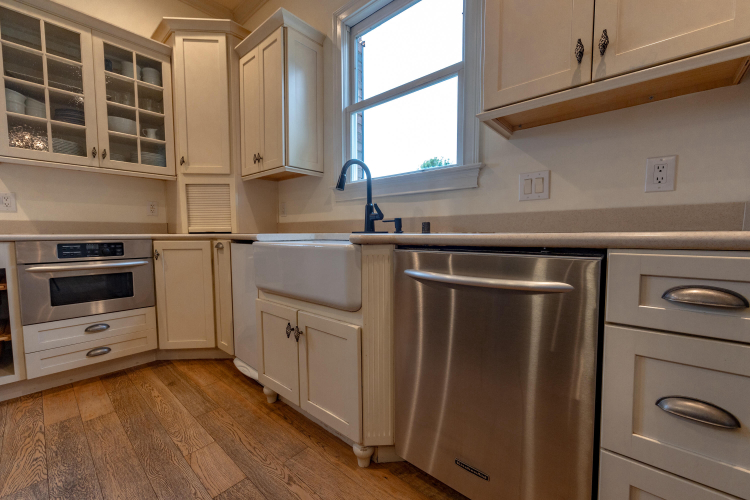 Listing Image 13