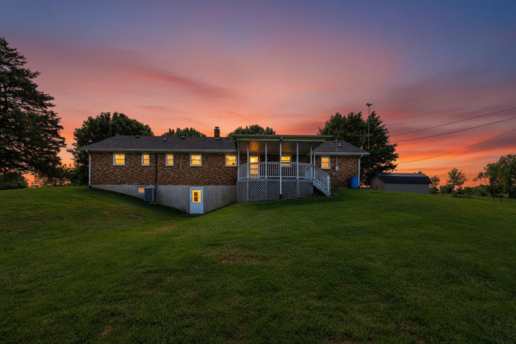 Listing Image 49