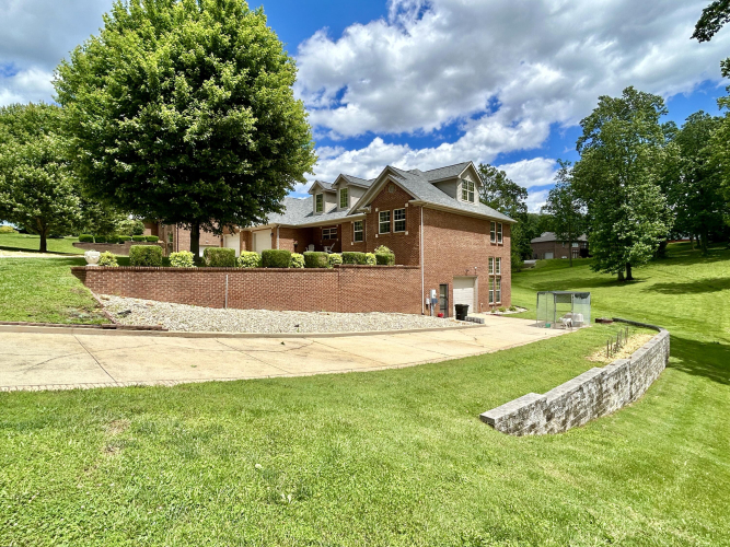 Listing Image 14
