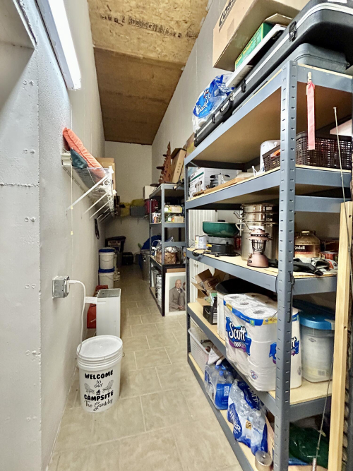 Listing Image 82