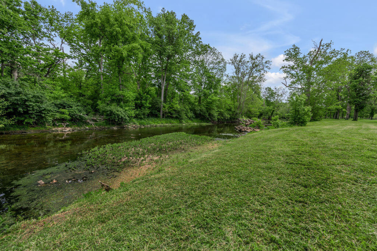 Listing Image 55