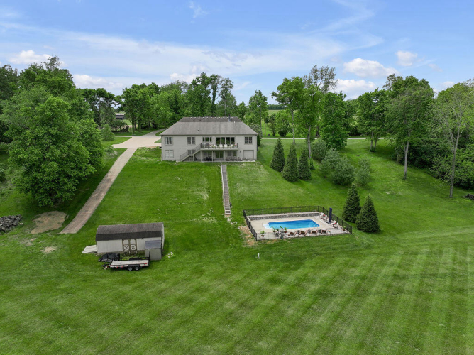 Listing Image 84