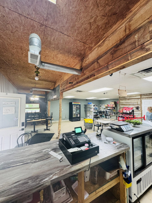 Listing Image 11