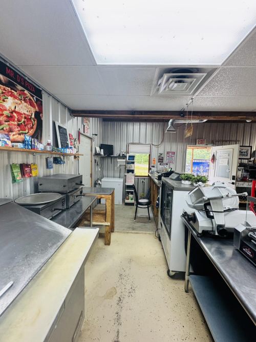 Listing Image 12