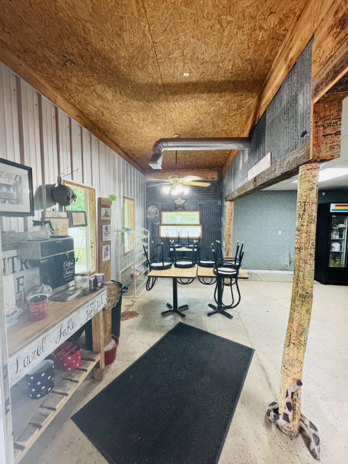 Listing Image 17