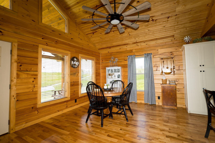 Listing Image 9