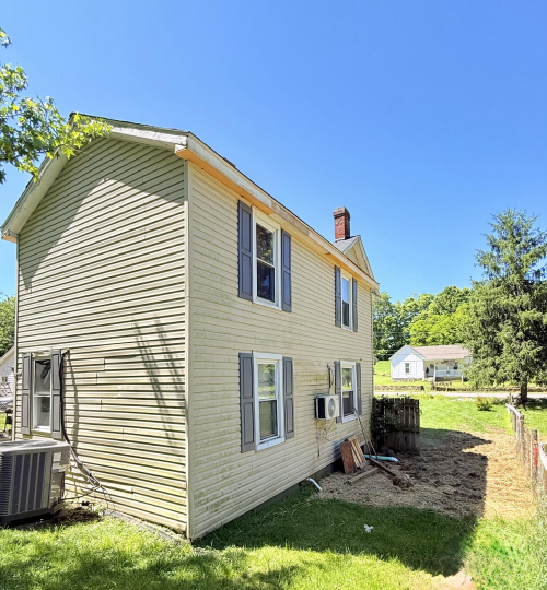 Listing Image 5