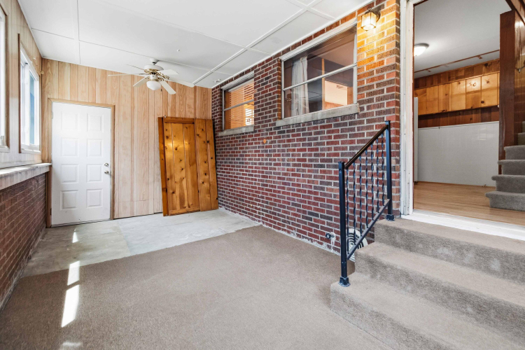 Listing Image 38