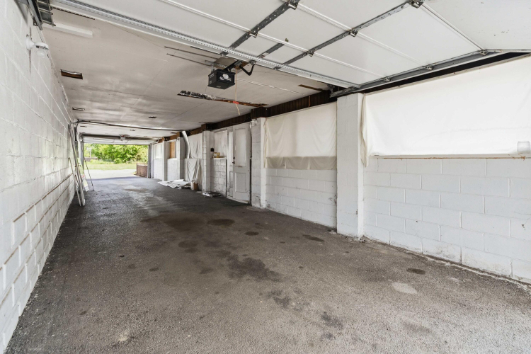 Listing Image 55