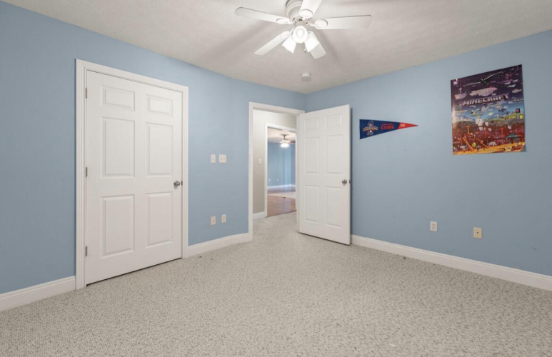 Listing Image 37