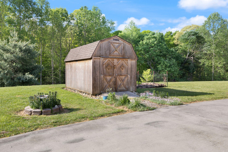Listing Image 41