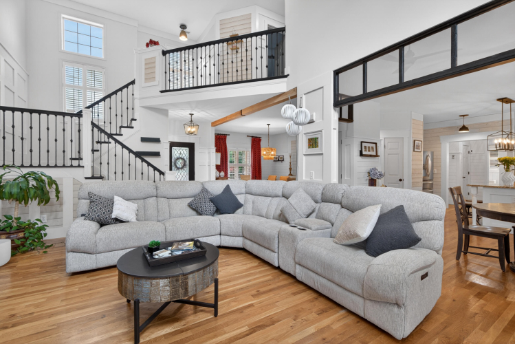 Listing Image 13