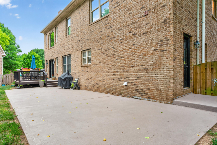 Listing Image 41