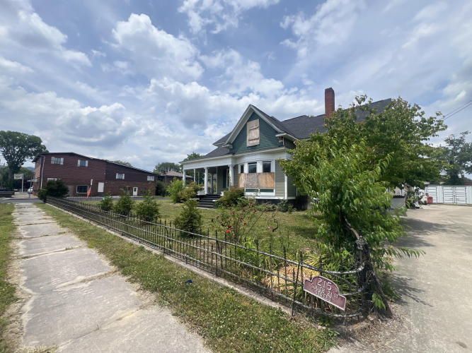 Listing Image 2