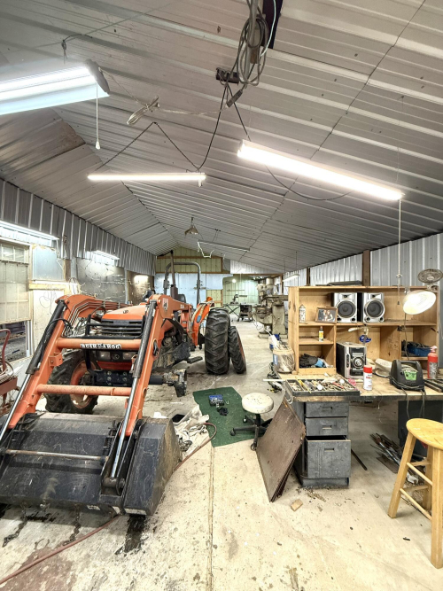 Listing Image 28