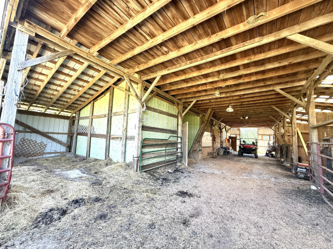 Listing Image 30