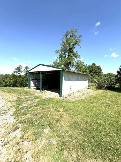 Listing Image 5