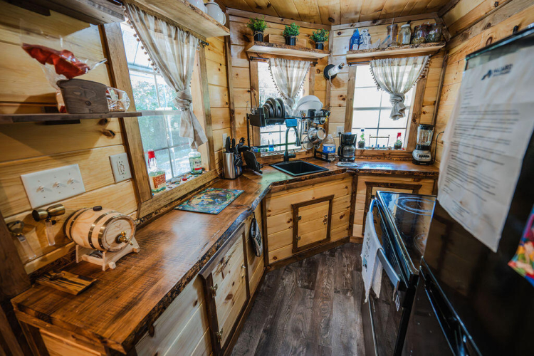 Listing Image 13
