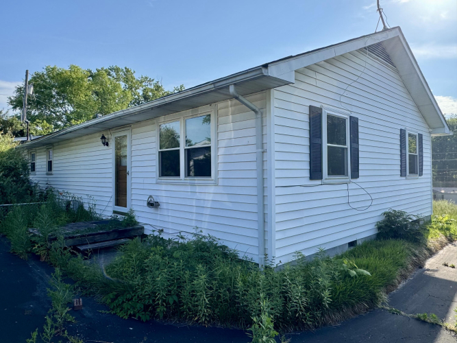 Listing Image 20