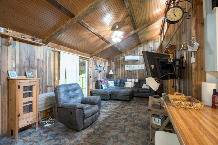 Listing Image 58